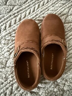 Revitalign women’s Brown Slip-On Mules BRAND NEW size 7.5